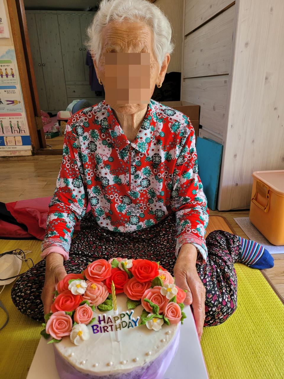 케이크 전달사진.jpg